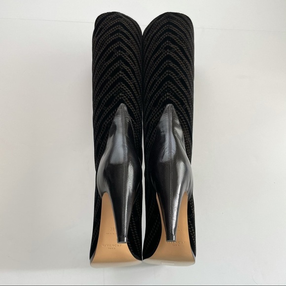 Givenchy Velvet Chain Logo GV3 Boot 95MM SZ 38.5 8.5 black leather pointed toe - Picture 8 of 13